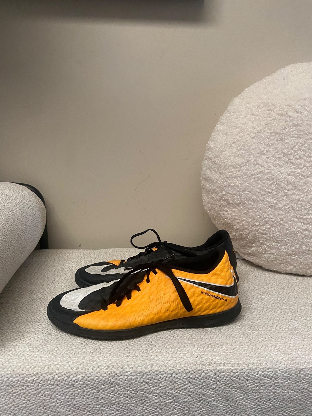Nike Men’s Yellow Black White Indoor Soccer Shoes